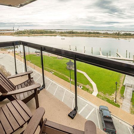 Bask Hotel At Big Rock Landing Morehead City Eksteriør bilde