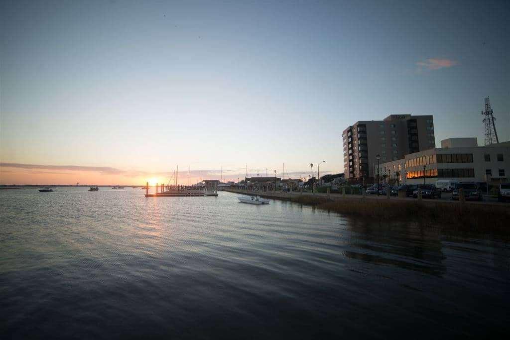 Bask Hotel At Big Rock Landing Morehead City Eksteriør bilde