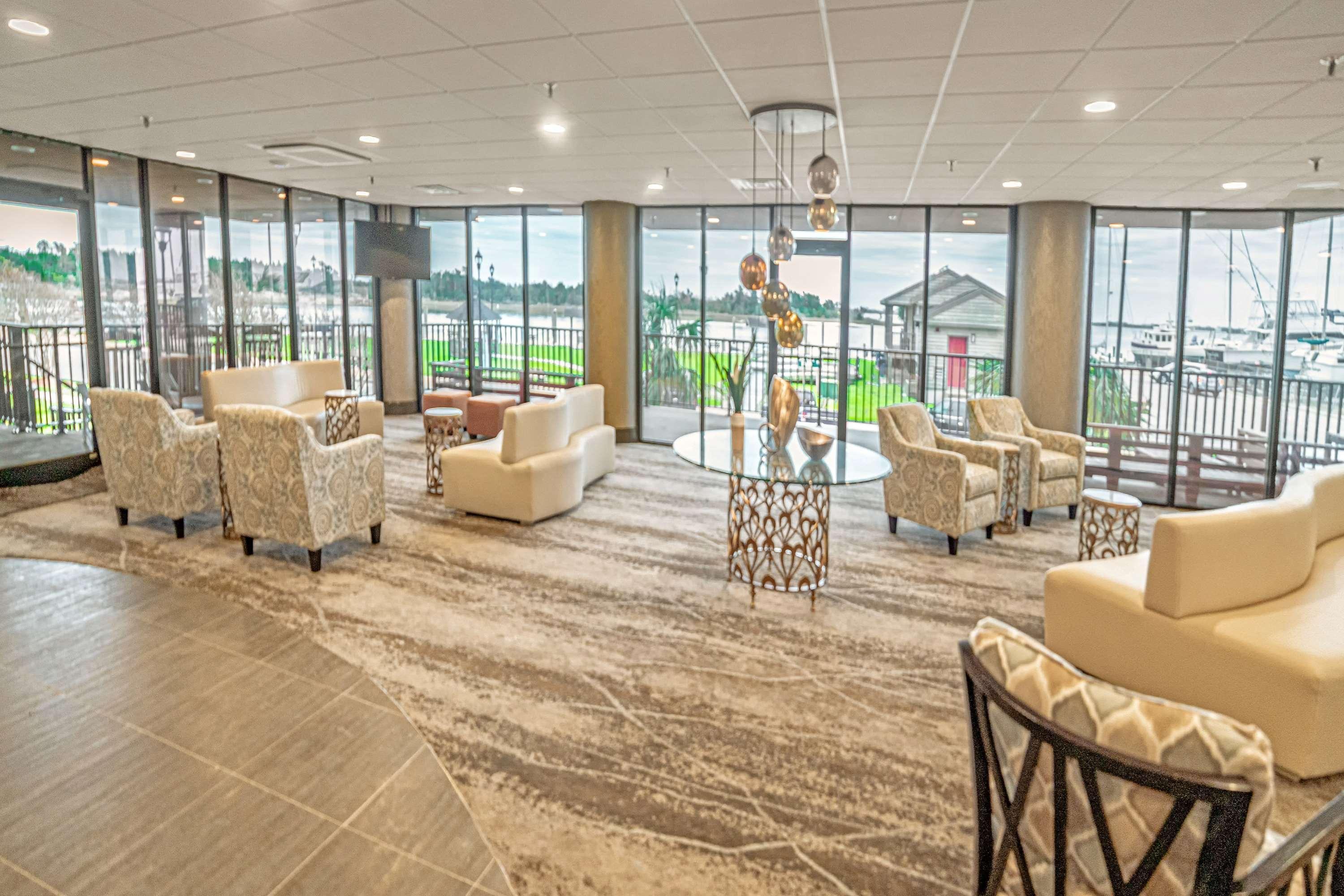 Bask Hotel At Big Rock Landing Morehead City Eksteriør bilde