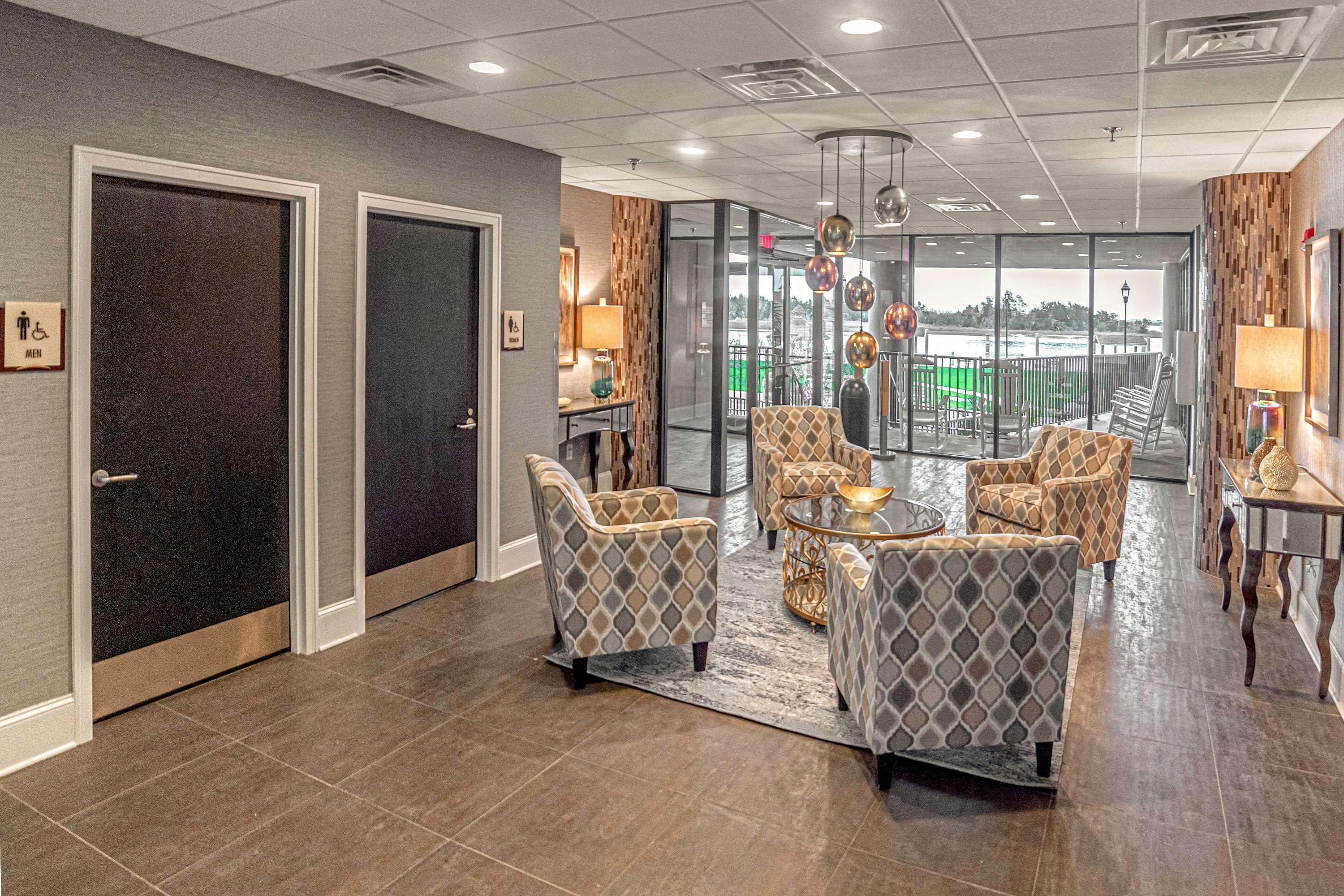 Bask Hotel At Big Rock Landing Morehead City Eksteriør bilde