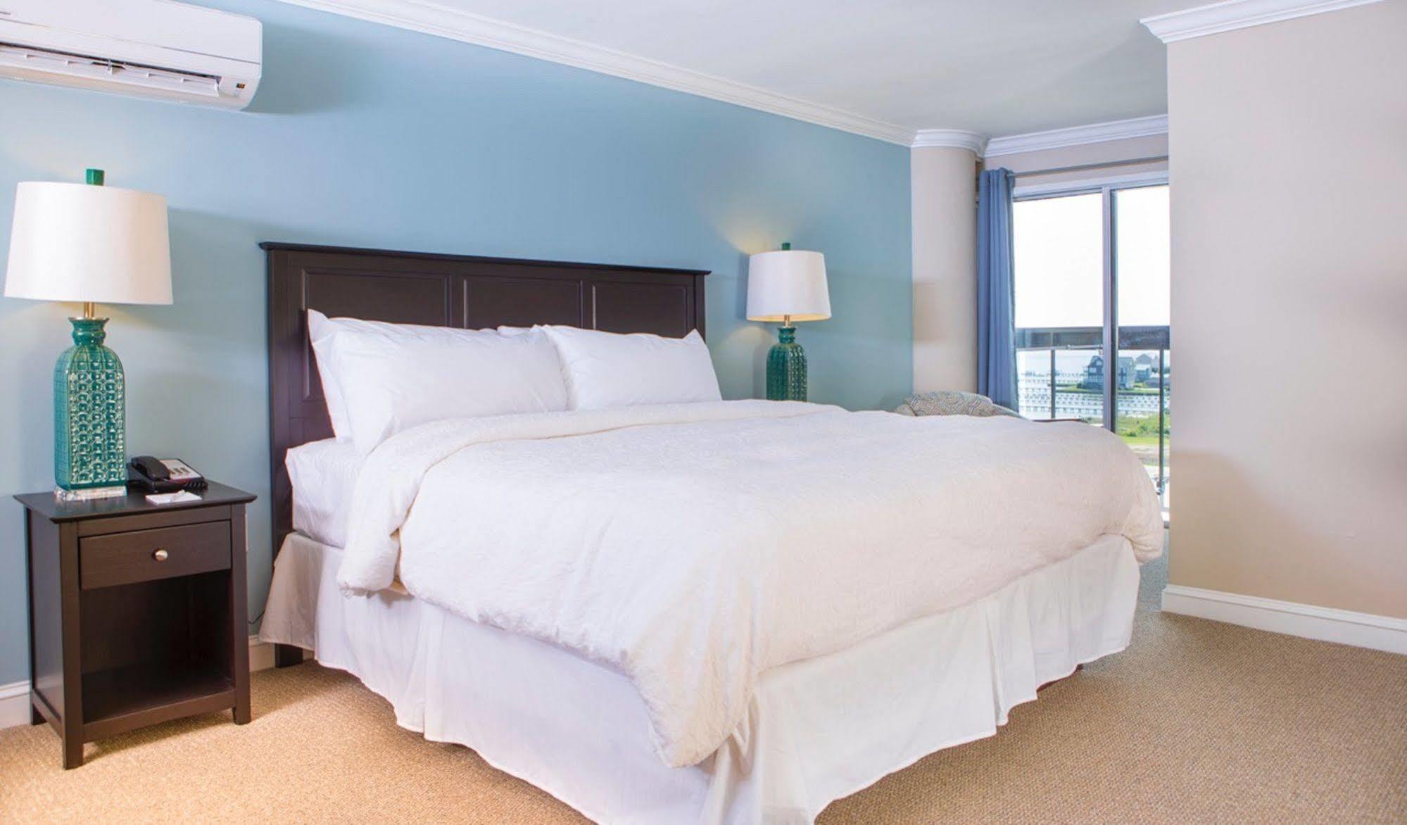 Bask Hotel At Big Rock Landing Morehead City Eksteriør bilde