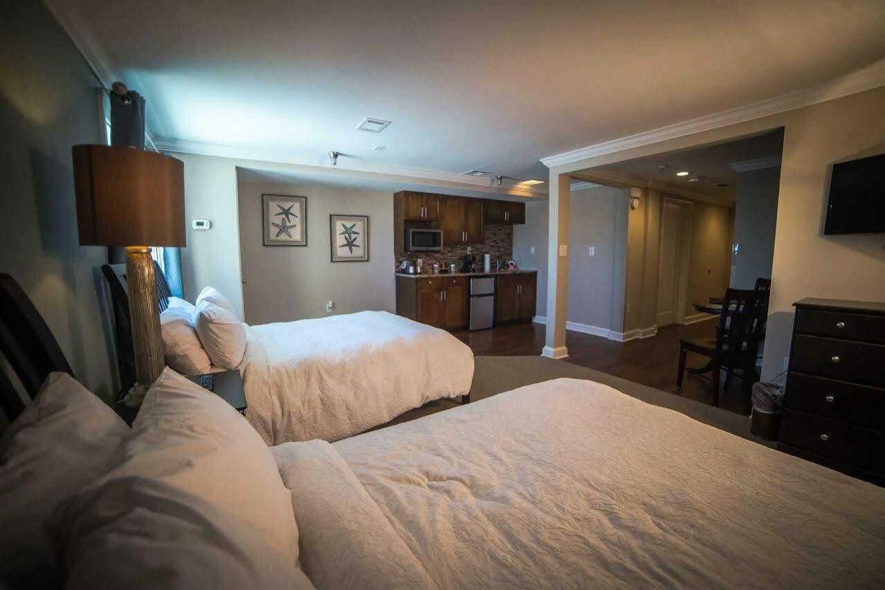 Bask Hotel At Big Rock Landing Morehead City Eksteriør bilde